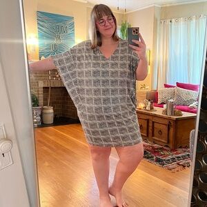 Anthropologie XL Bella Lux batwing mini dress